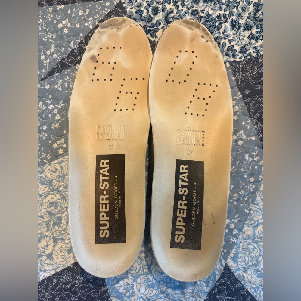 Golden Goose (Authentic) White and Black Women's Sneakers - Picture 4 of 9